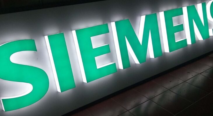 How LED Neon Signs Help You Stand Out in a Competitive Market?