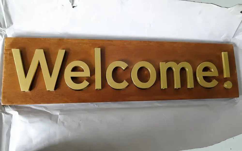 Creates a Strong First Impression for Signage Making Company