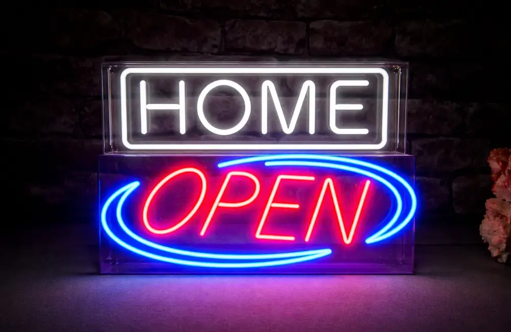 Understanding Traditional Neon Signs