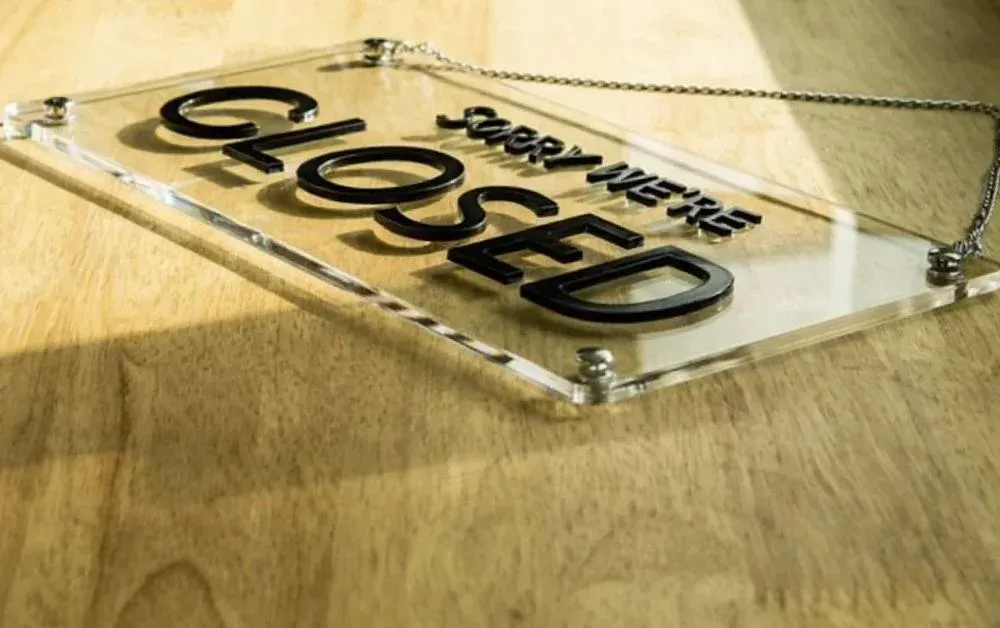 Factors to Consider When Choosing Acrylic Signage